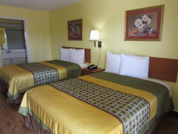 The Crossroads Hotel and Suites Irving image 22