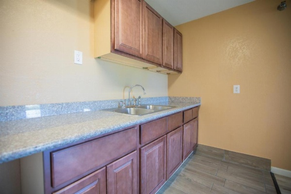 The Crossroads Hotel and Suites Irving image 9